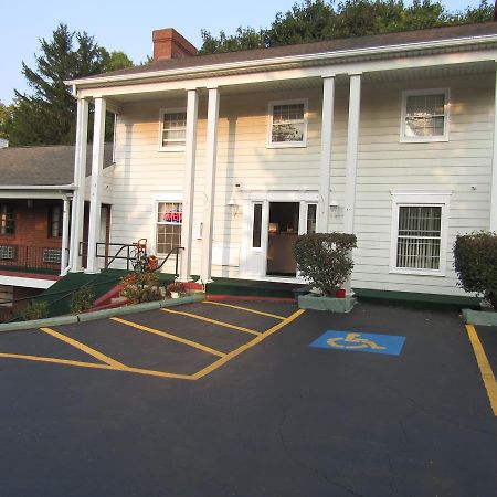 Boardman Inn Youngstown Esterno foto